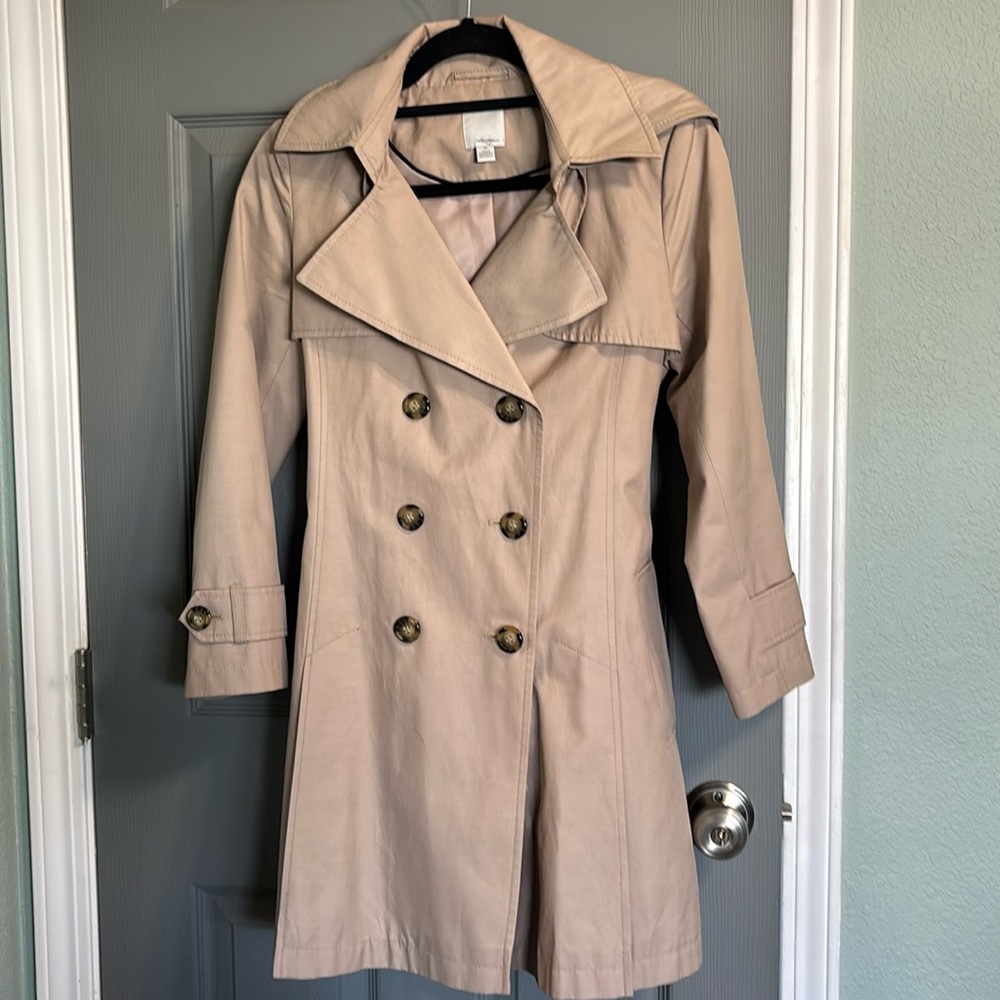 Halogen XS Trench coat - Tan color. EUC